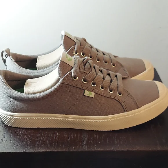 SALE 11.5 Women Cariuma OCA Low Canvas Sneakers Gray Sustainability Eco-Friendly - Picture 4 of 9
